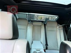 کرایسلەر 300